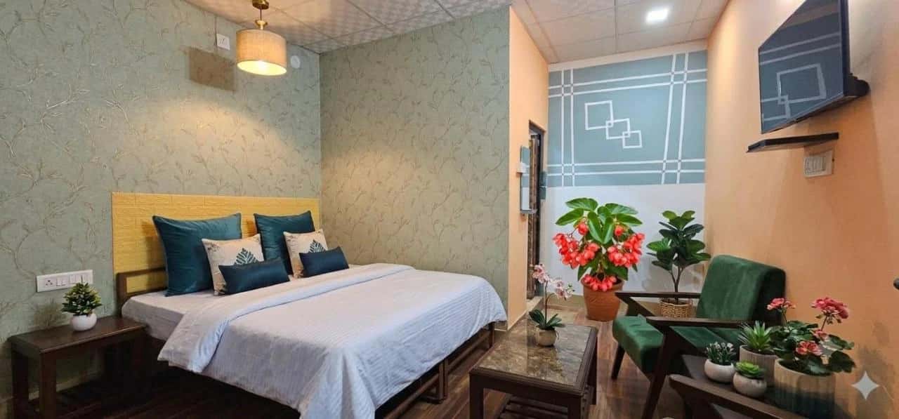 Guest Rooms & Suites 4